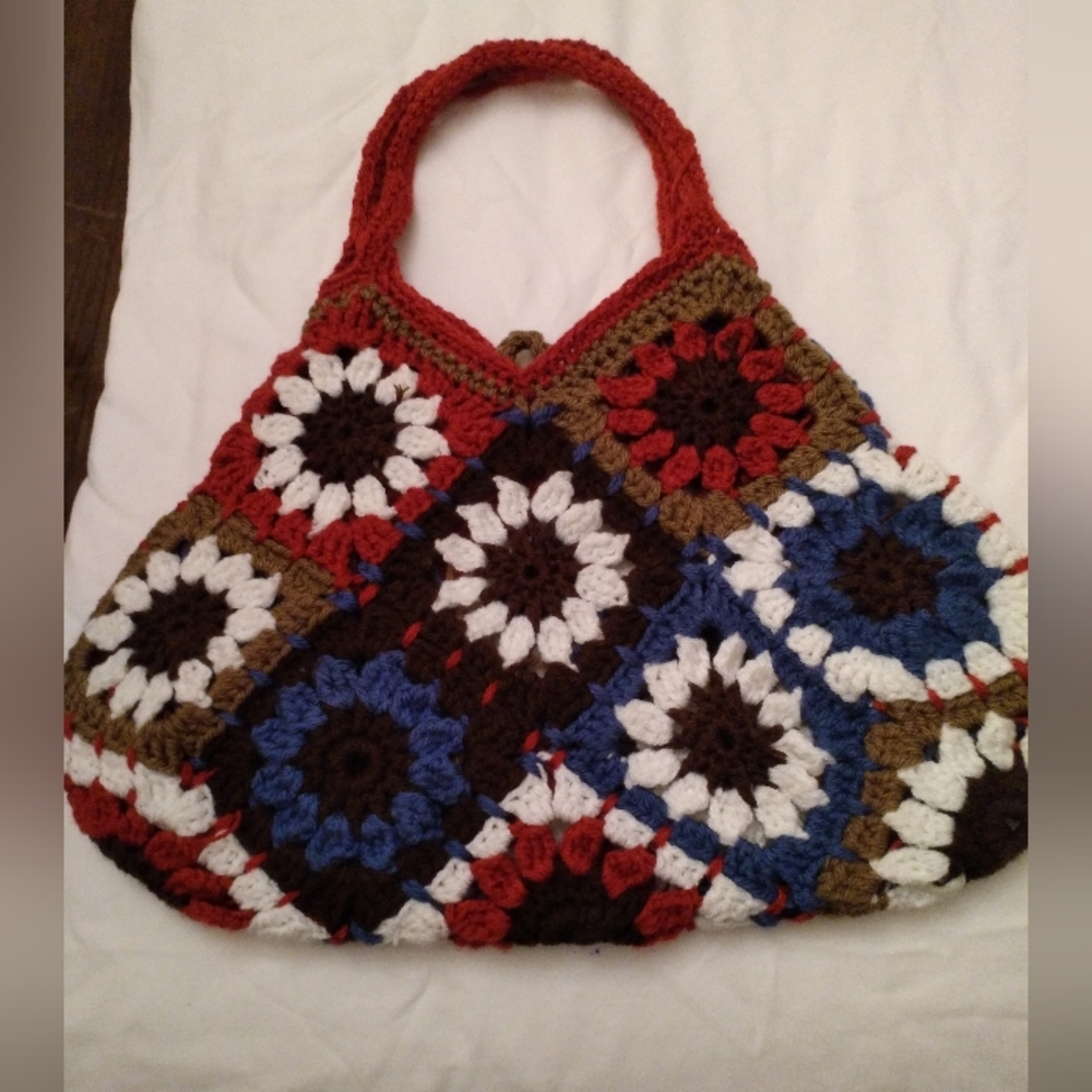 Handmade crochet floral granny motif handbag